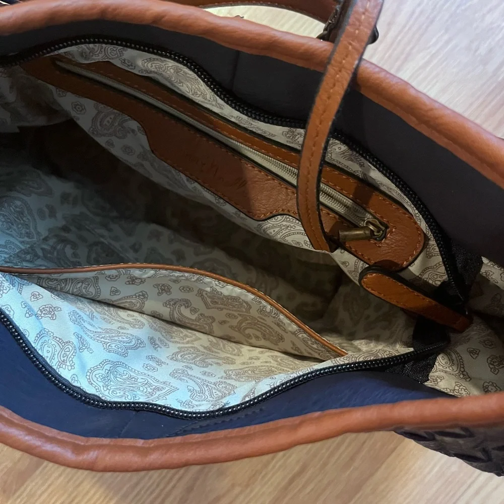 Simply Noelle Navy & Tan Large Woven Handbag